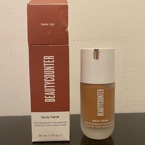 Beautycounter Skin Twin Featherweight Foundation